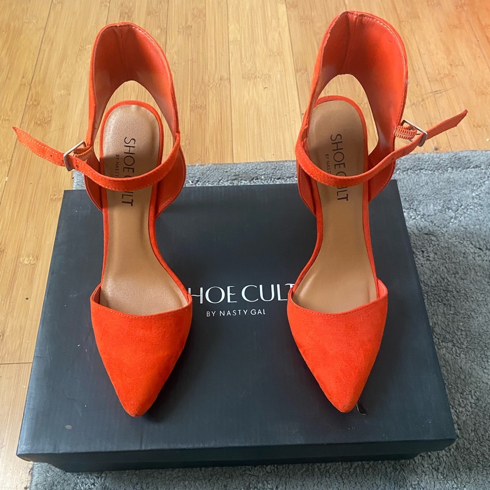 Shoe Cult pumps